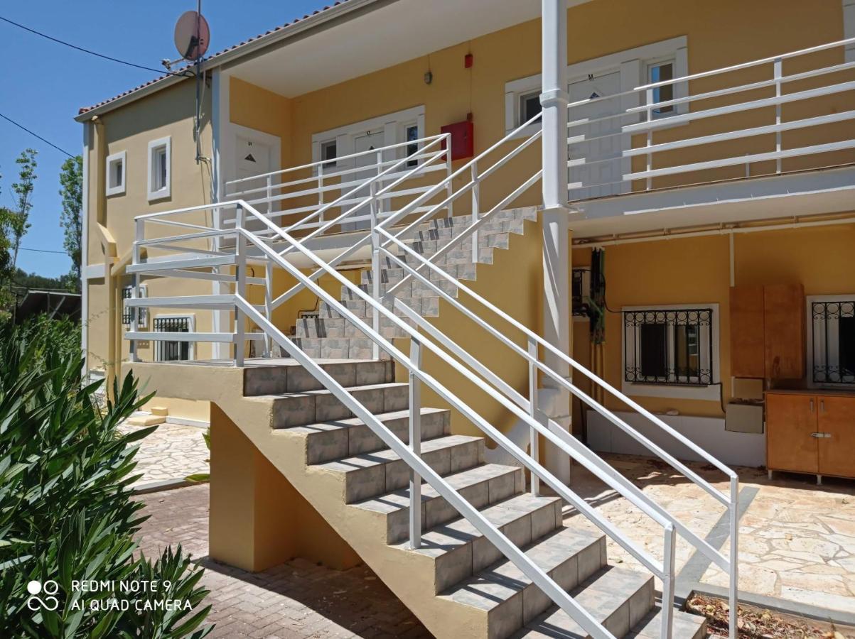 Summer Garden Αpartments&Studios Argostoli  Exterior foto